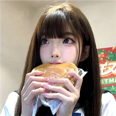 俏如彩蝶飞飞飞